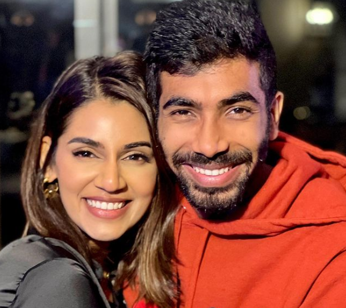 cute-couple-jaspreet-bumrah-and-his-wife