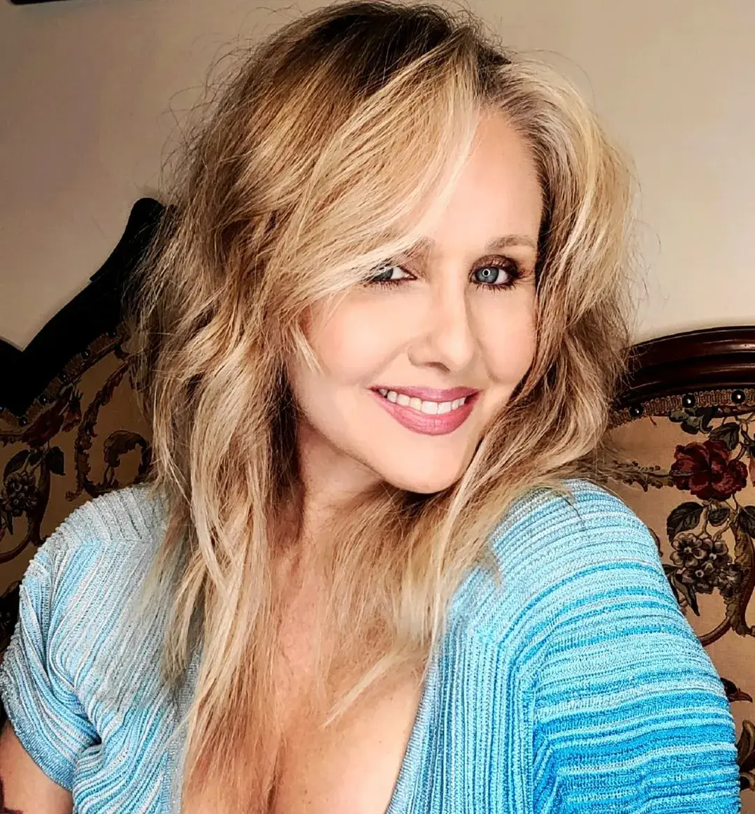 Julia Ann Beauty Of Avn Hall Of Fame Girl Talkativefox 