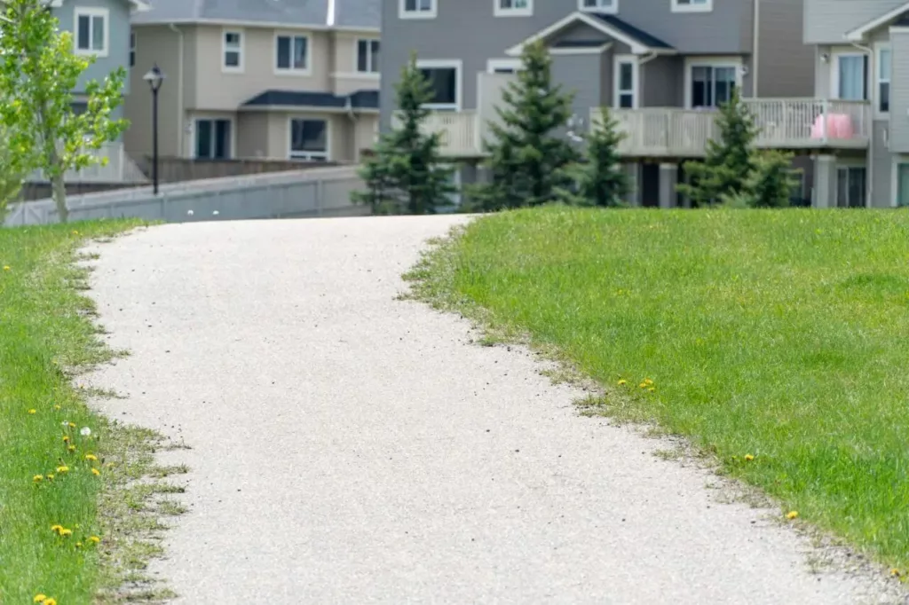 a sealed driveway to the house.