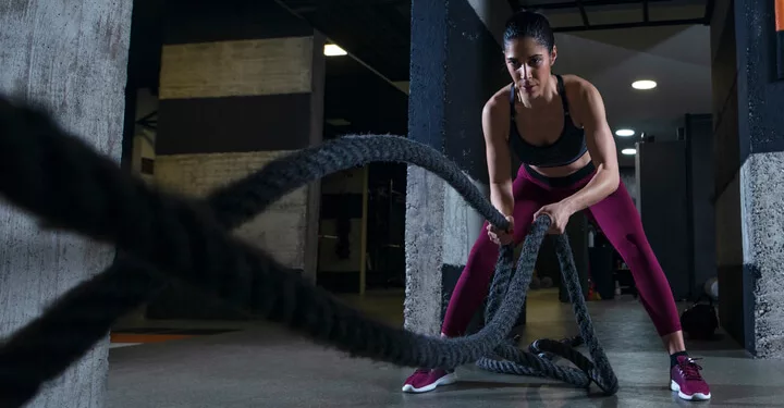 girl doing ropes exercise