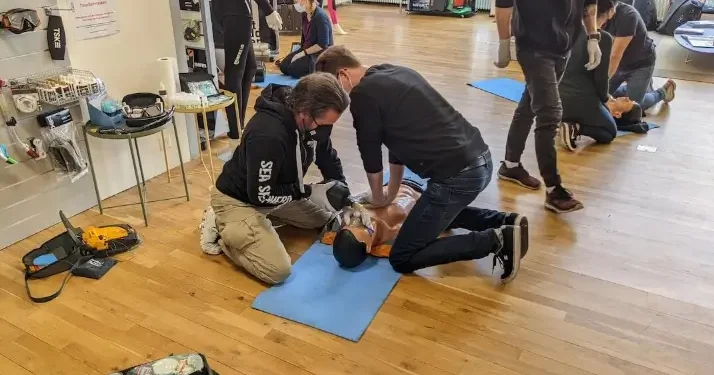The Essential Guide to CPR: Saving Lives Step-by-Step